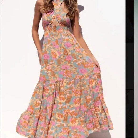 Zesica Halter Neck Floral Print Dress Size Large - worn once - Picture 1 of 9